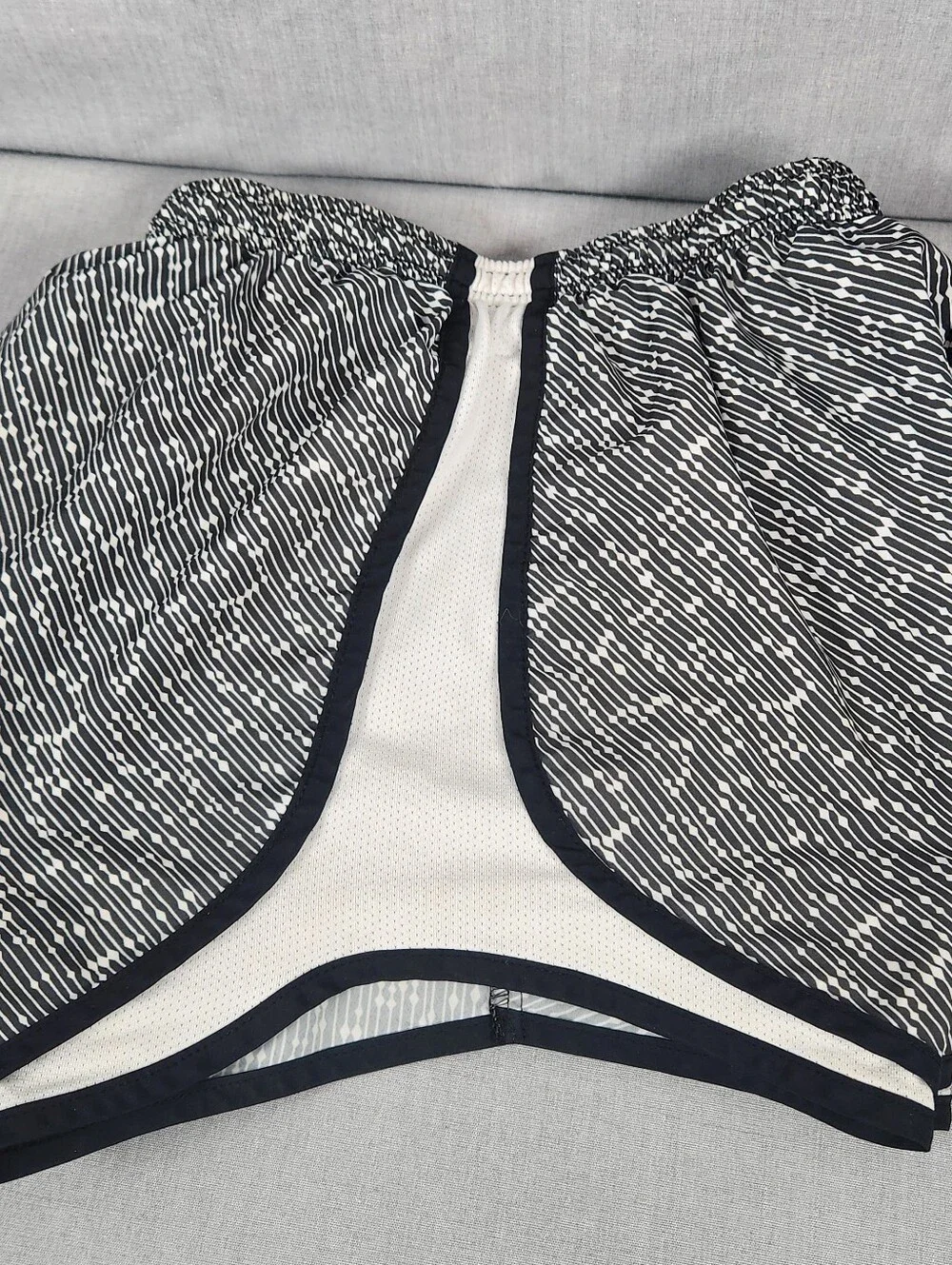 Nike Womens XS Running Shorts Gray White Vented 3